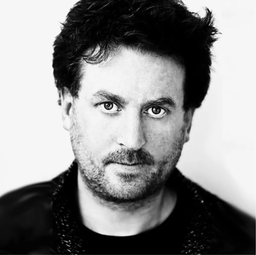Richard Ayres